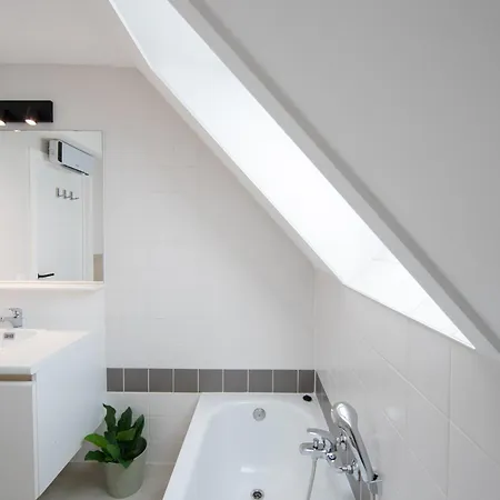 Διαμέρισμα Cozy With A Great Location At 